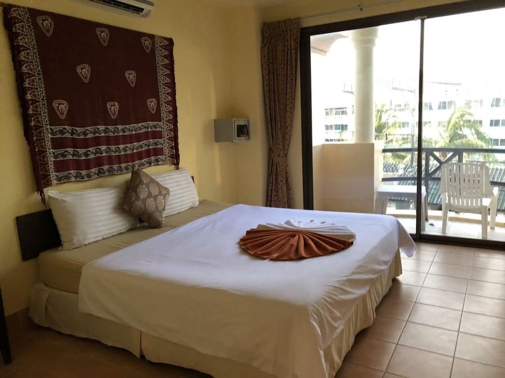 Nin Apartments Karon Beach Пхукет Экстерьер фото
