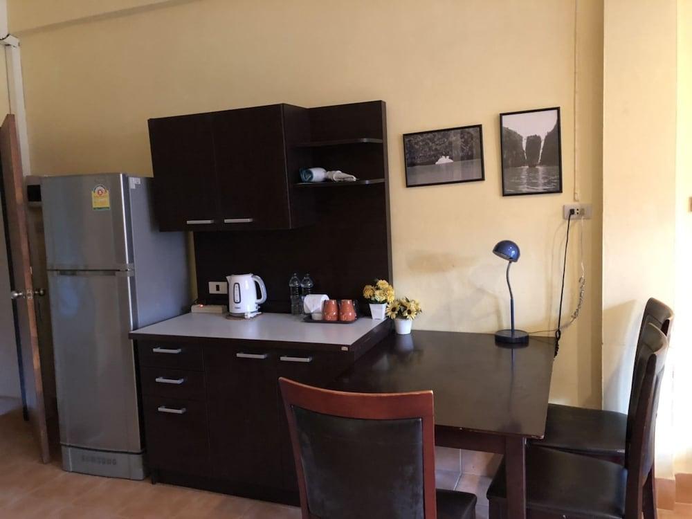 Nin Apartments Karon Beach Пхукет Экстерьер фото