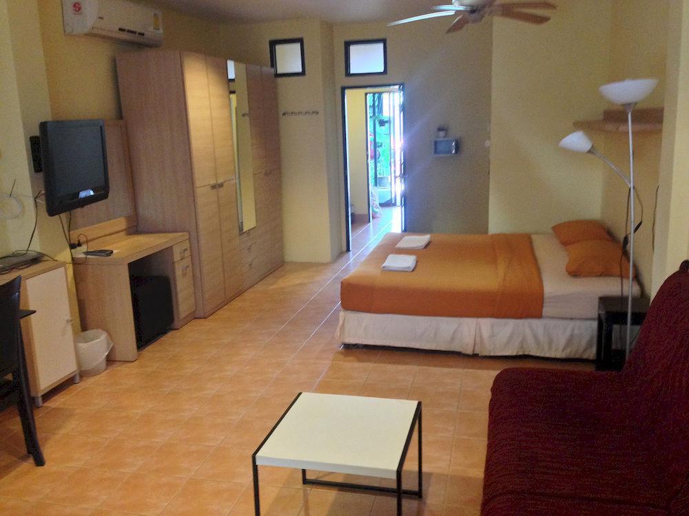 Nin Apartments Karon Beach Пхукет Экстерьер фото