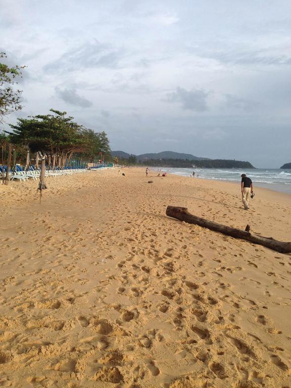 Nin Apartments Karon Beach Пхукет Экстерьер фото
