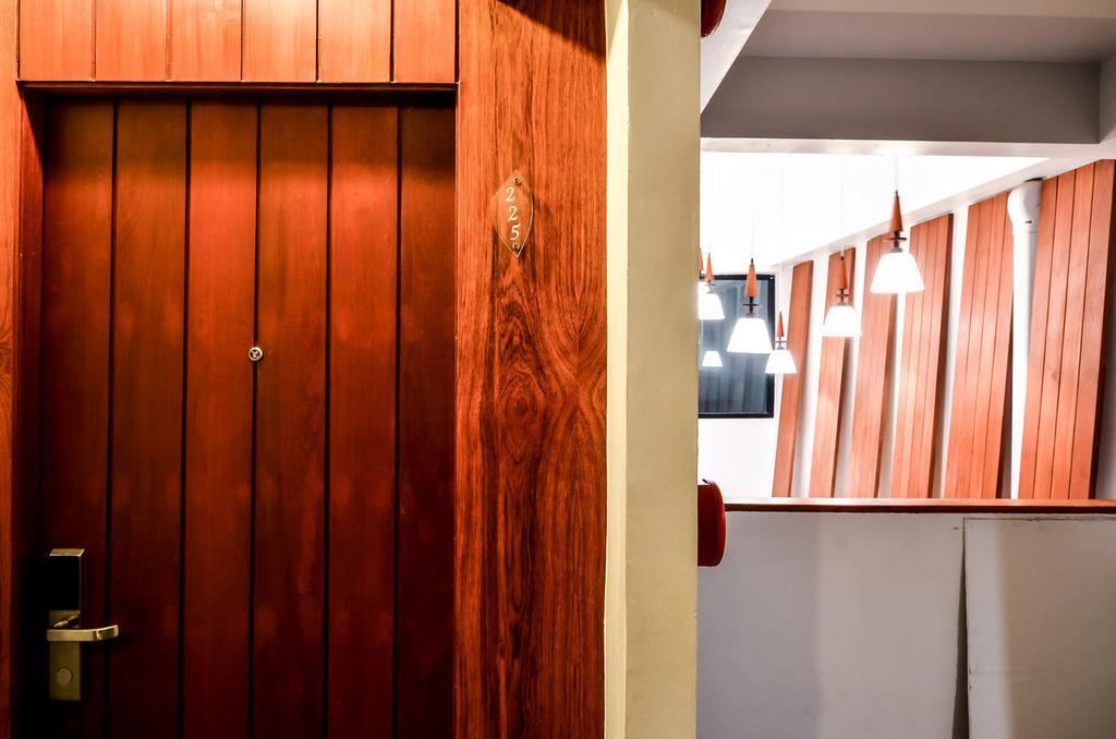 Nin Apartments Karon Beach Пхукет Экстерьер фото
