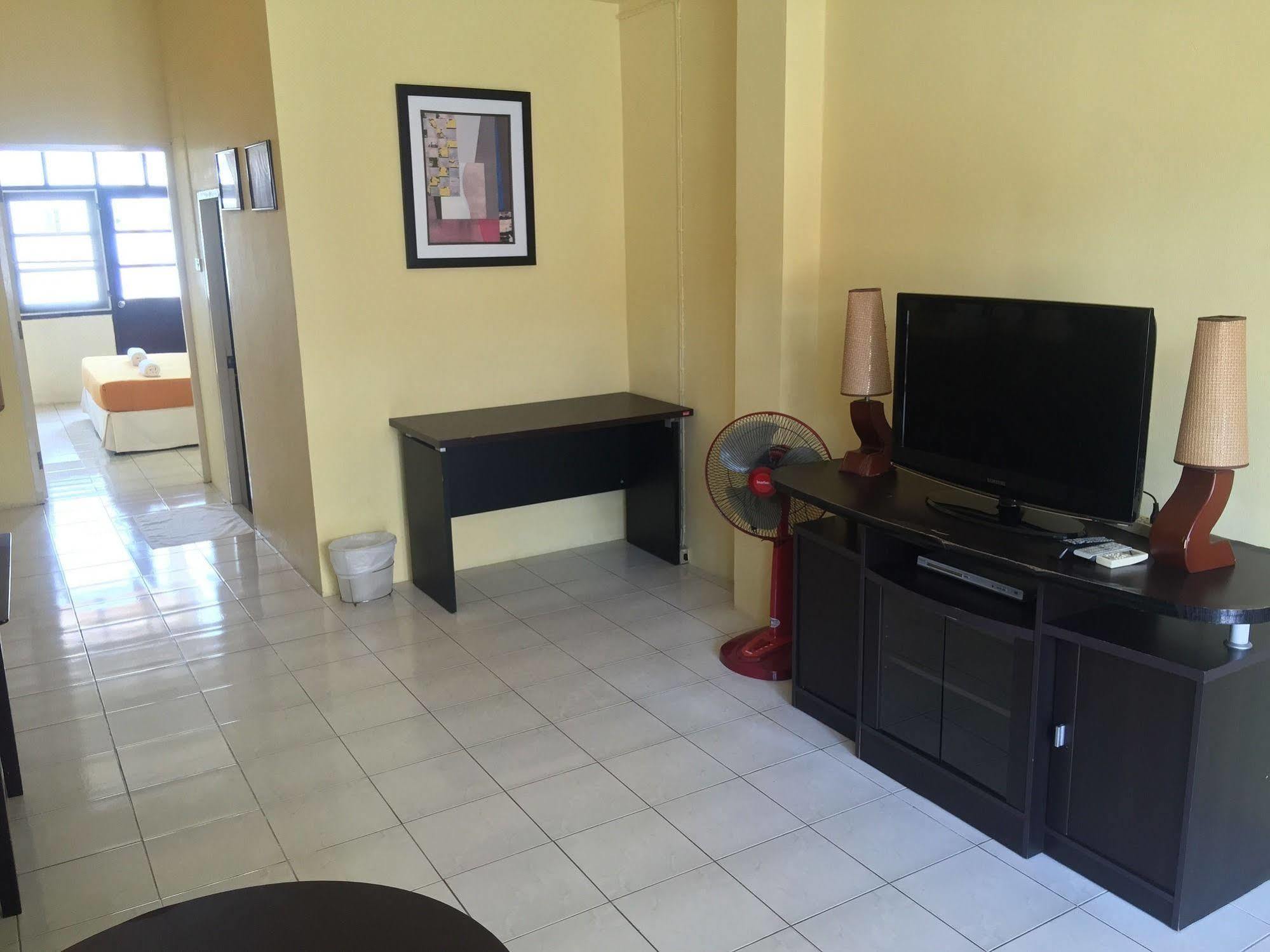 Nin Apartments Karon Beach Пхукет Экстерьер фото