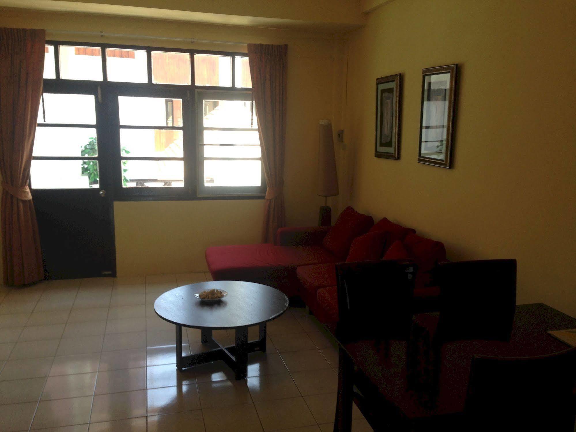 Nin Apartments Karon Beach Пхукет Экстерьер фото