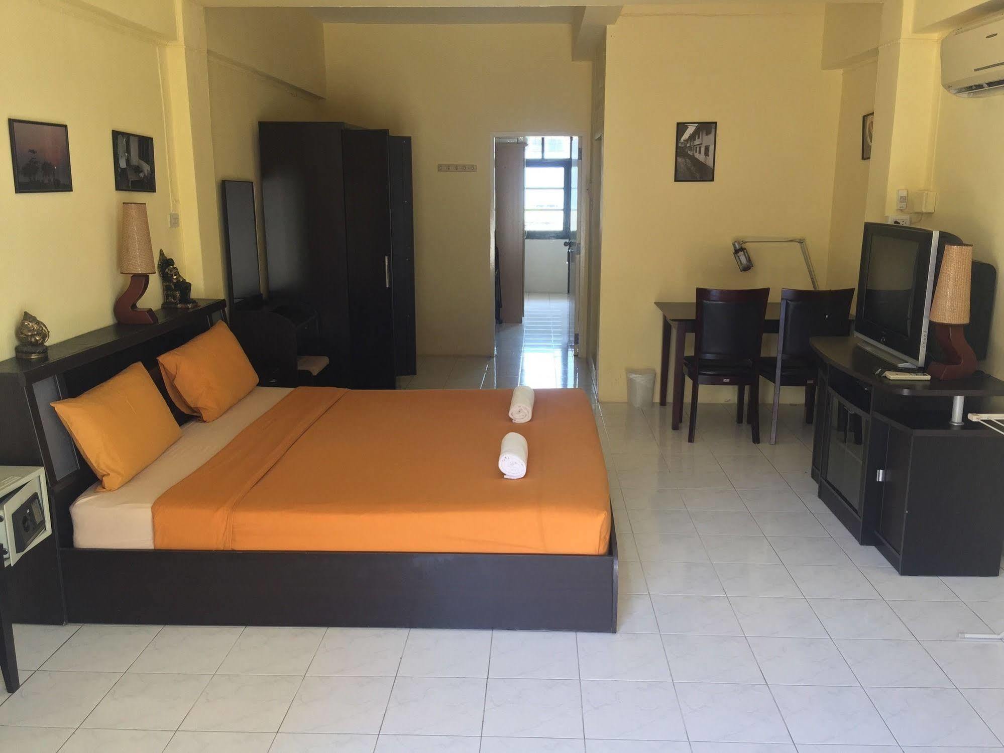 Nin Apartments Karon Beach Пхукет Экстерьер фото